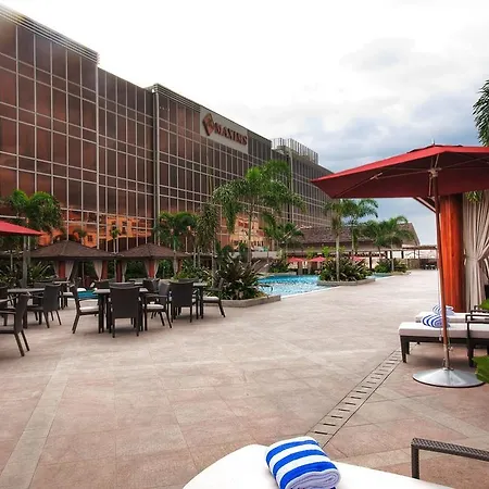 Maxims Hotel