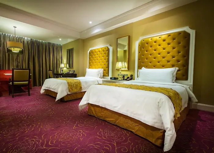 Hotel Maxims Hotel 5*