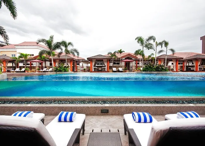 Maxims Hotel