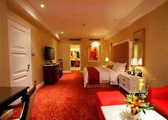 Maxims Hotel Hotel