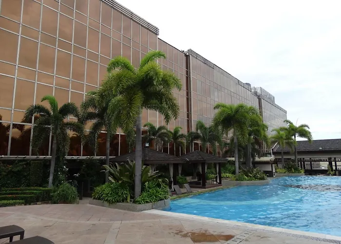 Maxims Hotel Hotel