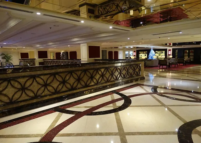 Maxims Hotel 5* Manille